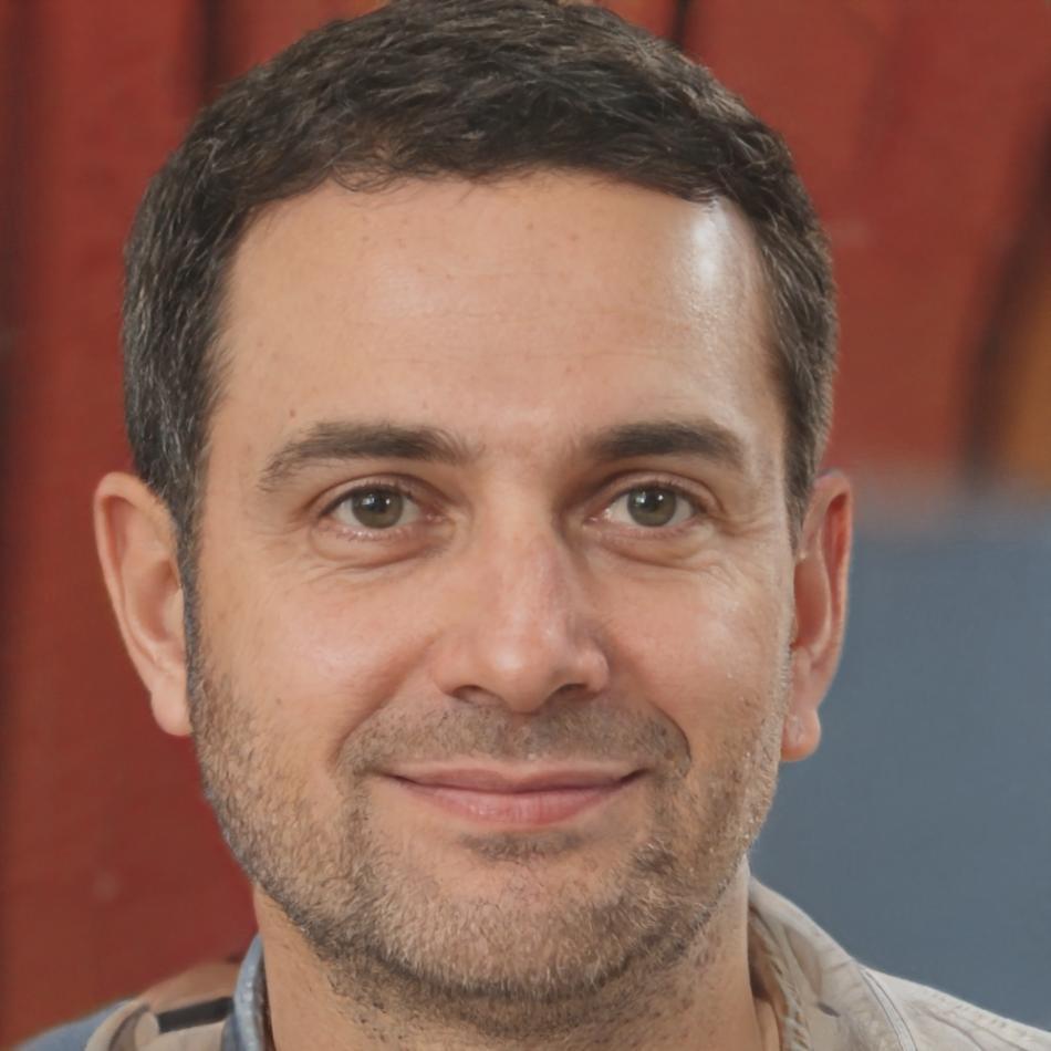Ritratto di Corrado Bellini, coordinatore programmi kelvaronexi